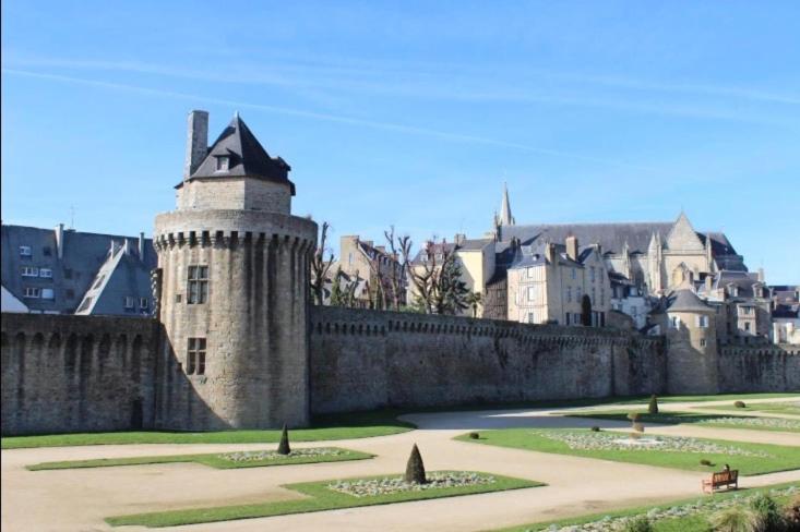 La Madeleine Apartment Vannes Exterior photo